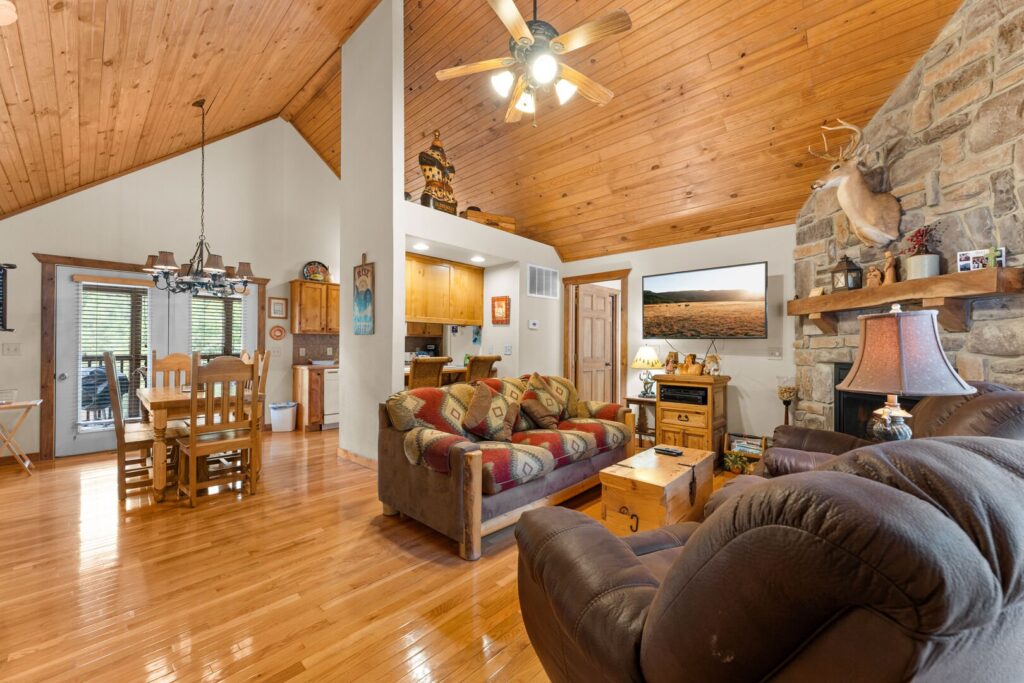 Living area in one of our Branson cabin rentals
